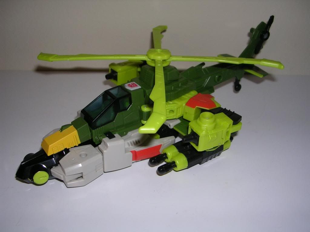 Transformers Helicopter Week Energon Bulkhead and Quickstrike by